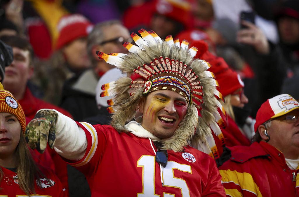 FOLHA DE S. PAULO: Por que símbolo de finalista da NFL pode ser ofensivo para indígenas