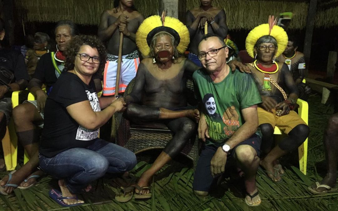 AMAZÔNIA NOTÍCIA E INFORMAÇÃO: Cacique Raoni e filha de Chico Mendes relançam a “aliança dos povos da floresta”
