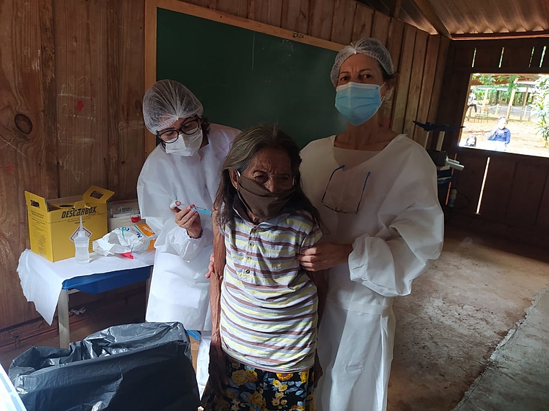 BRASIL DE FATO: Informações falsas fazem indígenas temerem vacinação contra covid-19 no Paraná
