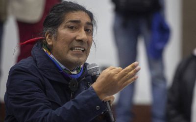 FOLHA DE SÃO PAULO: Equador suspende recontagem de votos, e líder indígena protesta