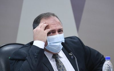 APIB: Governo Bolsonaro distribuiu 265 mil comprimidos de medicamentos sem eficácia para tratar Covid-19 em comunidades indigenas