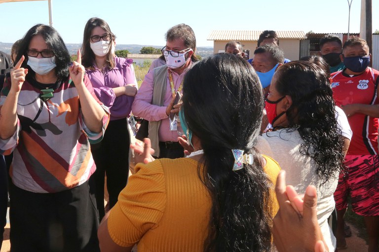 MMFDH: Comitiva visita instituição que cuida de indígenas venezuelanos em São Sebastião (DF)