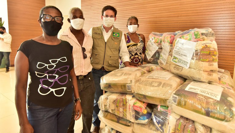 FUNAI: Governo Federal realiza entrega simbólica de mais de 370 mil cestas de alimentos a comunidades tradicionais da Bahia