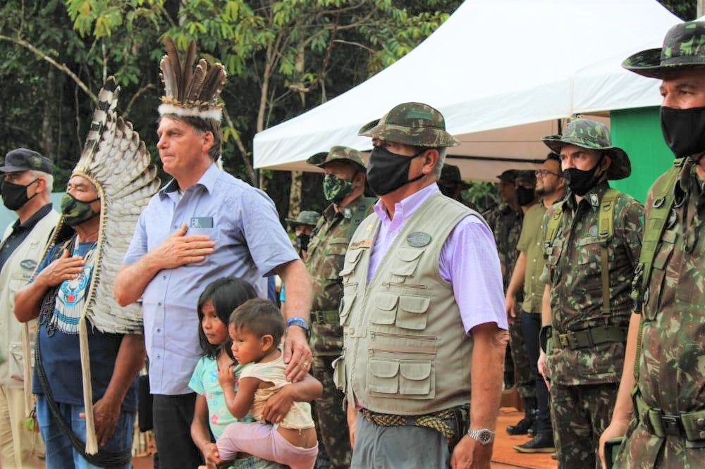 DEFESA: Ministro da Defesa, Comandante do Exército e comitiva visitam organizações militares da Amazônia e acompanham o Presidente da República em inauguração de ponte