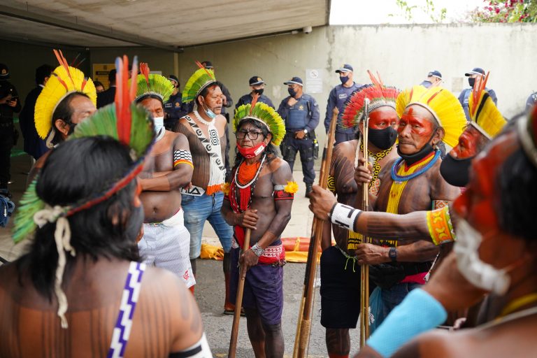 CÂMARA: Indígenas levam à Câmara o movimento “Levante” contra série de ameaças