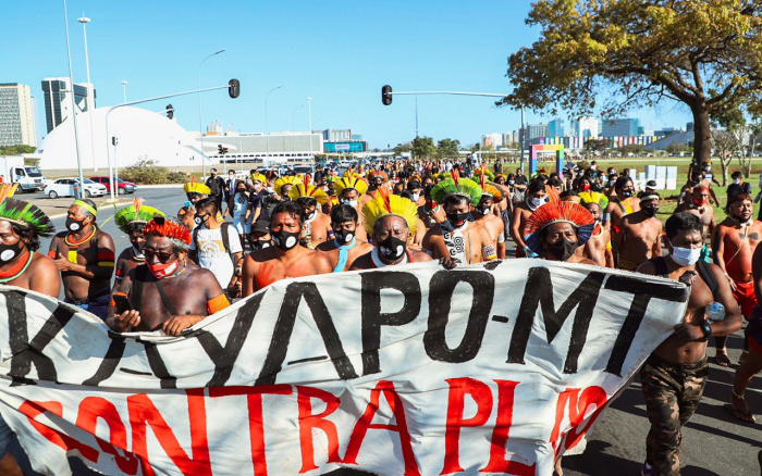 ISA: Bolsonaristas e ruralistas aprovam em comissão maior ameaça a direitos indígenas em décadas