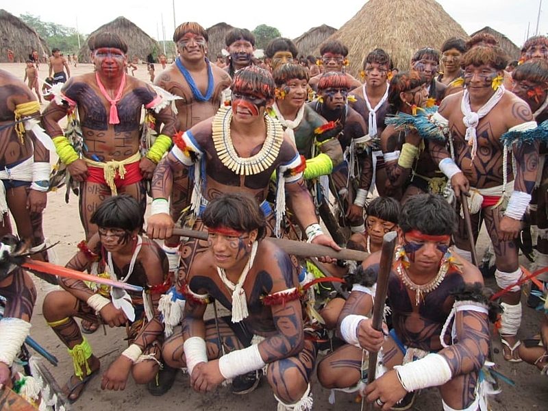 BRASIL DE FATO: Dividir para conquistar: Bolsonaro estimula disputa interna de indígenas em prol do agronegócio
