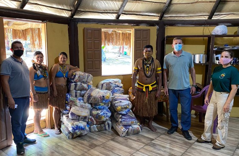 FUNAI: Funai distribui 30,8 mil cestas de alimentos para indígenas da Bahia