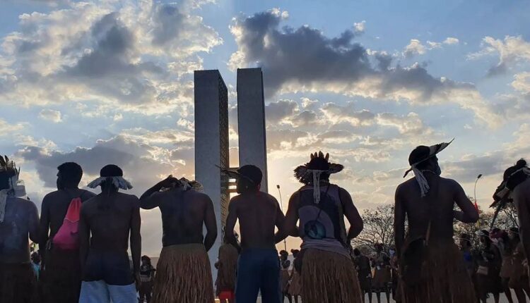 CONGRESSO EM FOCO: Cimi teme confronto entre indígenas e bolsonaristas em Brasília no dia 7
