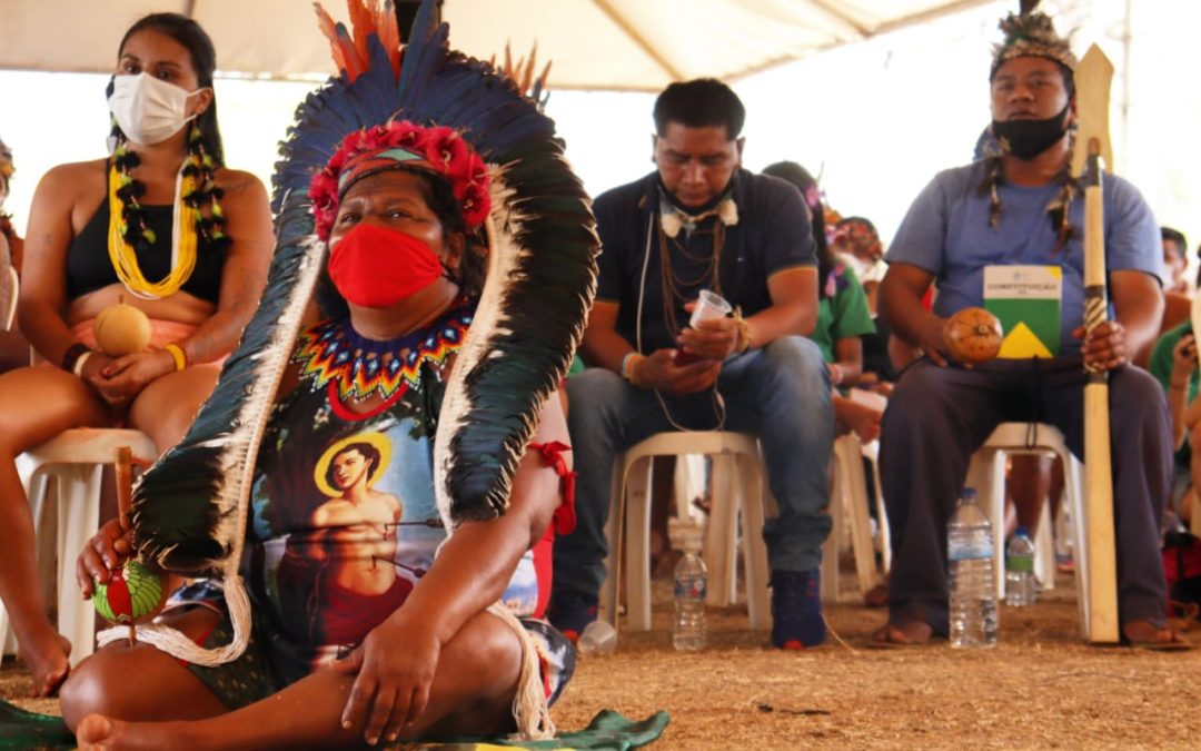 JORNALISTAS LIVRES: Liderança Pataxó fala aos não indígenas durante a II Marcha das Mulheres Indígenas