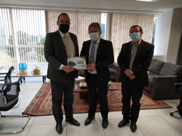 FUNAI: Em visita ao CNMP, presidente da Funai é recebido pelo corregedor nacional da entidade