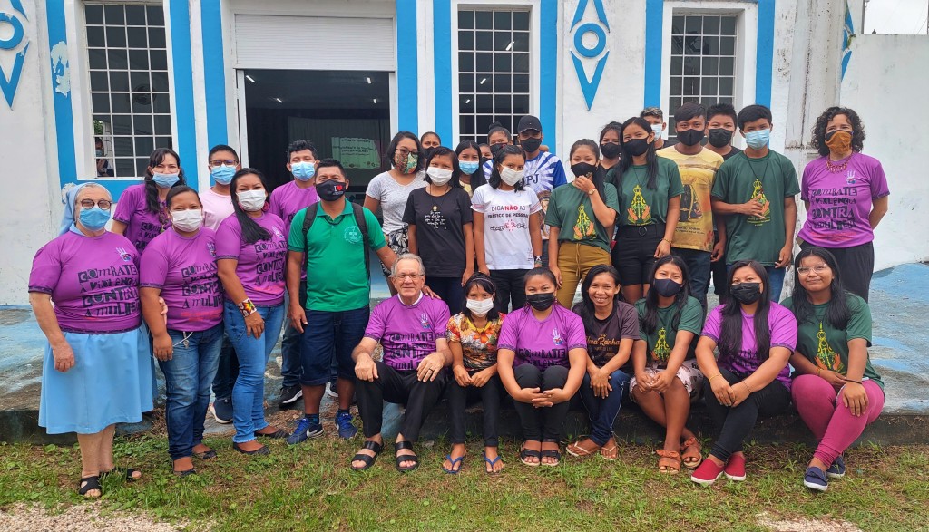FOIRN: Foirn mobiliza mulheres e jovens indígenas em ação de enfrentamento à violência contra a mulher em São Gabriel da Cachoeira