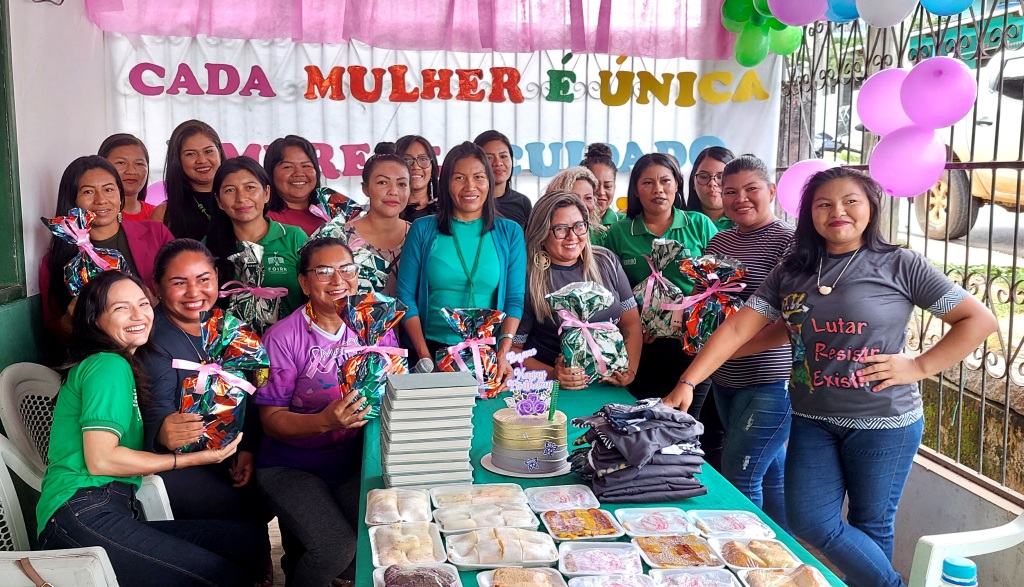 FOIRN: Foirn promove ato simbólico para reafirmar a luta das mulheres indígenas contra a violência