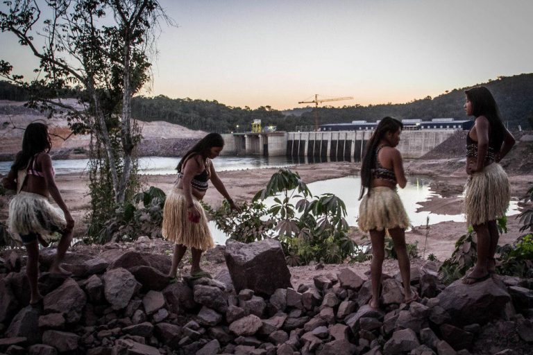 AMAZÔNIA NOTÍCIA E INFORMAÇÃO: CEMITÉRIO SAGRADO MUNDURUKU ESTÁ AMEAÇADO POR CONSTRUÇÃO DE PORTO NO PARÁ