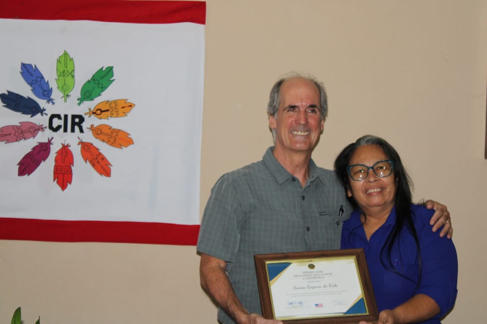 CIR: A liderança indígena Sineia do Vale recebeu nesta terça-feira (26) prêmio Mulheres Brasileiras que Fazem a Diferença de 2022.