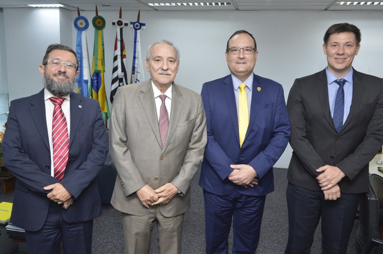 FUNAI: Em visita ao TRF 3, presidente da Funai é recebido pelo Desembargador Federal Luiz Stefanini