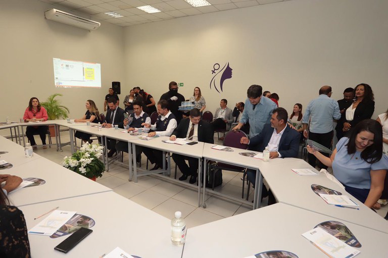 MMFDH: Governo Federal apresenta ações para enfrentamento da violência contra crianças indígenas a gestores de Roraima