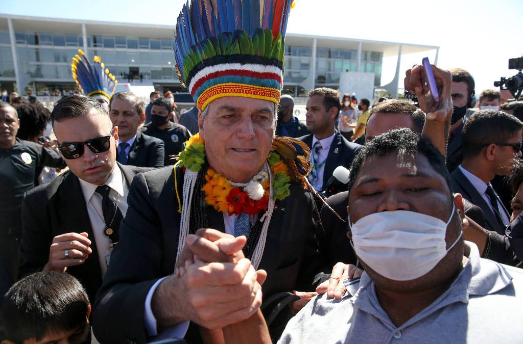 FUNAI: Funai pediu a Bolsonaro veto a Dia dos Povos Indígenas, apesar de ela própria usar o termo