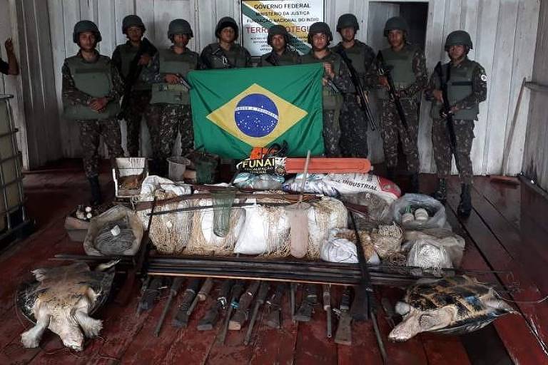 FOLHA DE SÃO PAULO: Laços entre traficantes, caçadores e pescadores acirram violência onde dupla desapareceu na Amazônia