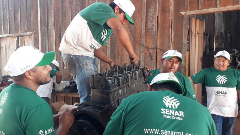 FUNAI: Indígenas Bakairi participam de curso de manutenção de máquinas agrícolas no Mato Grosso