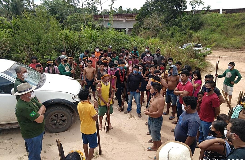 BRASIL DE FATO: Com arcos e flechas, indígenas expulsam coordenador da Funai no Maranhão: “Não aceitamos”