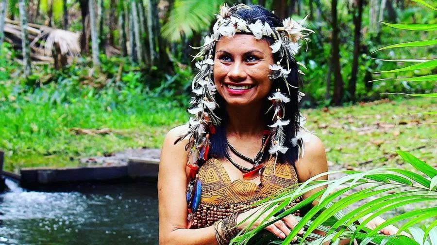 UOL: 5 escritoras para ler no dia internacional dos povos indígenas