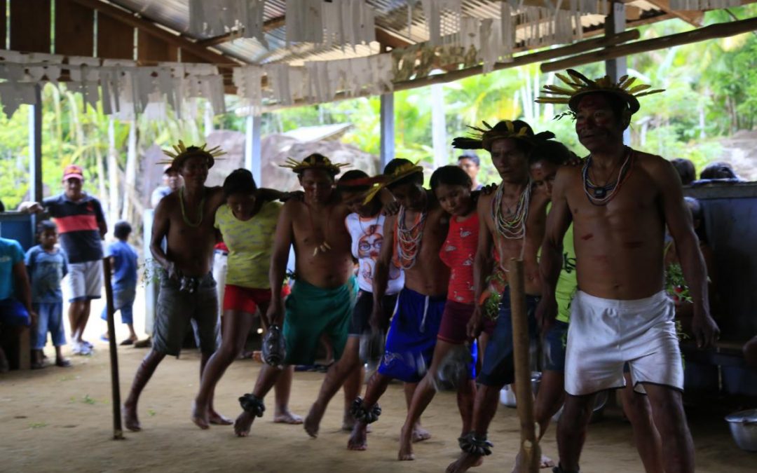ISA: Documentário traz raro registro da troca de conhecimentos ancestrais entre indígenas na Amazônia
