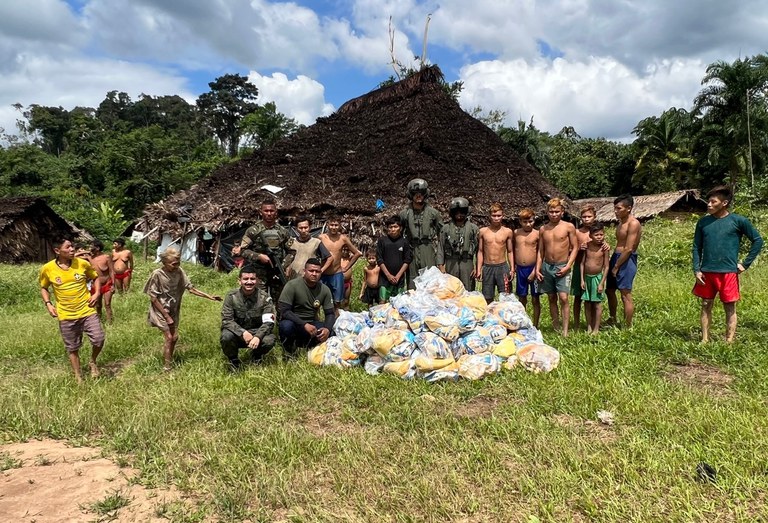 FUNAI: Emergência: Funai distribui 35 toneladas de alimentos no território Yanomami