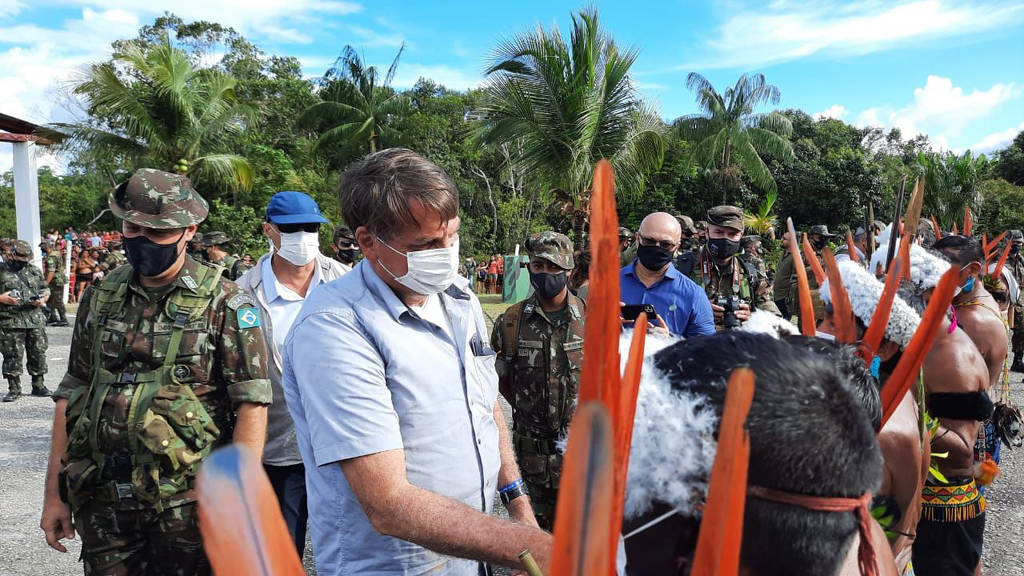 FOLHA DE S. PAULO: Yanomamis e o fascismo