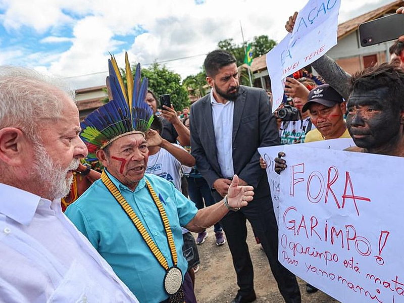 BRASIL DE FATO: Visita de Lula ao povo Yanomami repercute diante de situação de abandono