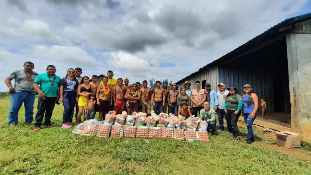 CIR: SOS Yanomami: CIR entrega três toneladas de gêneros alimentícios as regiões Surucucu e Ajarani na TI Yanomami