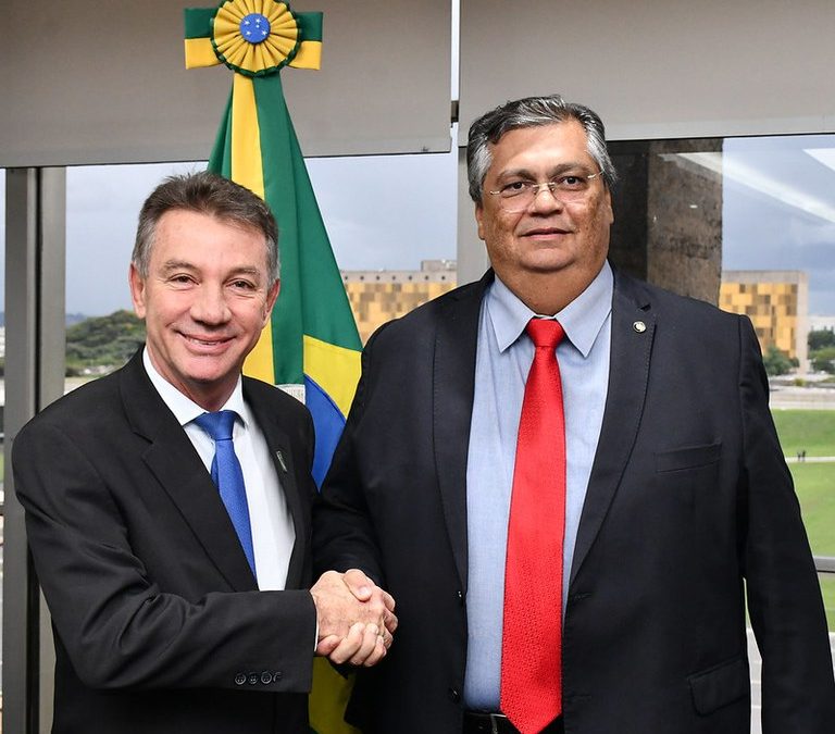 MJSP: Ministério da Justiça e governo de Roraima conversam sobre estratégias para atender indígenas Yanomami