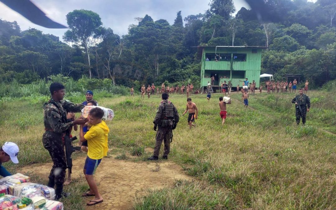 AMAZÔNIA NOTÍCIA E INFORMAÇÃO: Governo distribui 4 toneladas de alimentos para comunidades yanomami