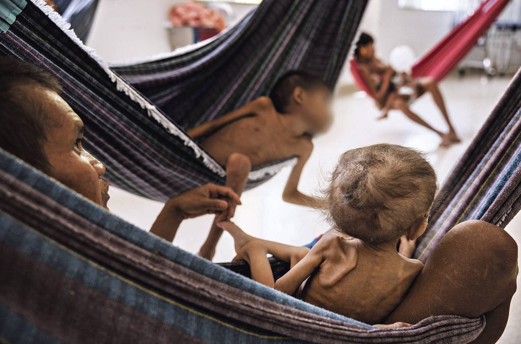 FOLHA DE SÃO PAULO: Escárnio contra os yanomamis