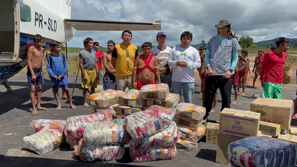 CIR: SOS Yanomami: Campanha já distribuiu cinco toneladas de alimentação nas regiões de Ajanari, Surucucu, Xexena e Auwaris￼