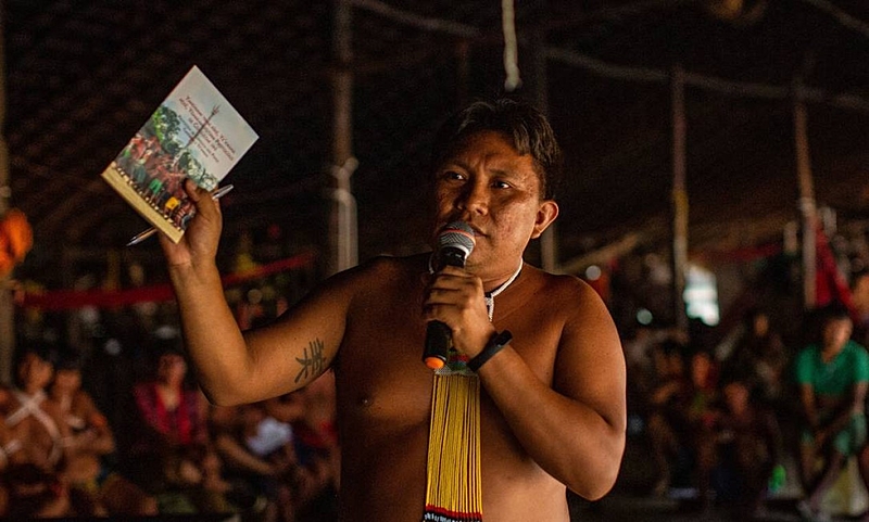 BRASIL DE FATO: ‘Parem de mentir!’: líder Yanomami, Dário Kopenawa critica militares e rebate bolsonaristas