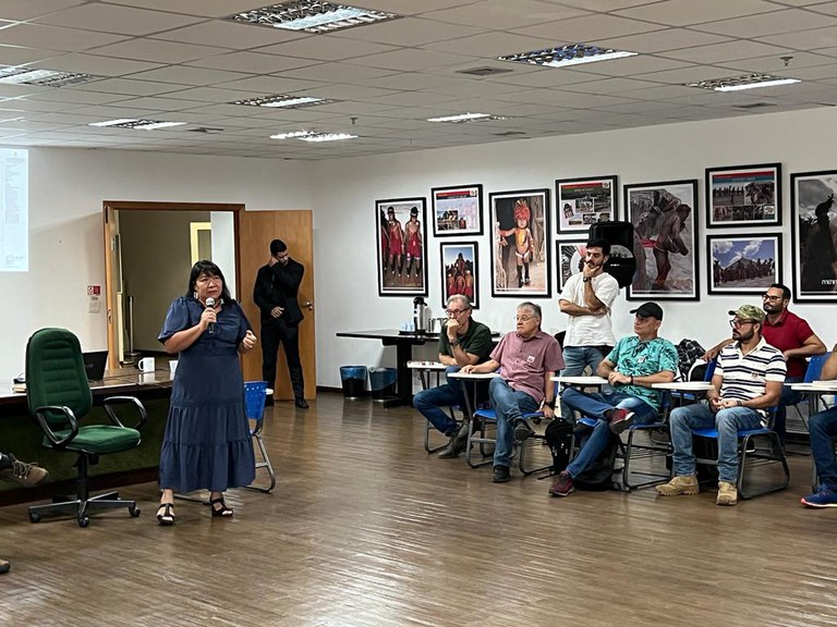 FUNAI: Fortalecimento da Funai é prioridade do Governo, afirma Joenia Wapichana em encontro de servidores