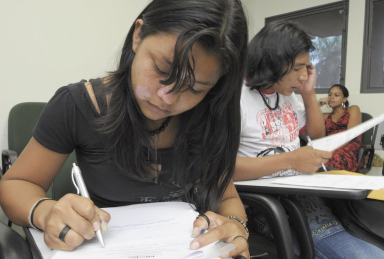 FUNAI: Abertas 240 vagas de curso de inglês gratuito para jovens indígenas e afro-brasileiros