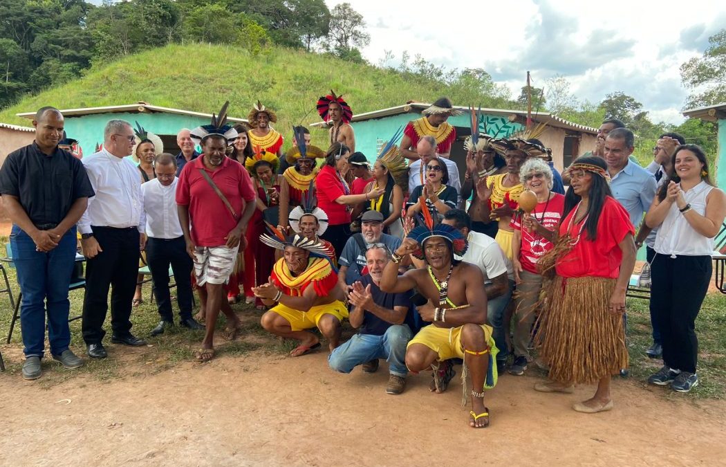 CIMI: Embaixadora de Direitos Humanos dos Países Baixos visita comunidades indígenas
