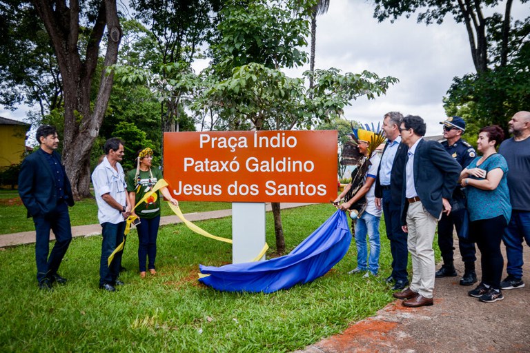 FUNAI: No dia dos Povos Indígenas, Praça do Compromisso passa a se chamar Praça Índio Pataxó Galdino Jesus Dos Santos
