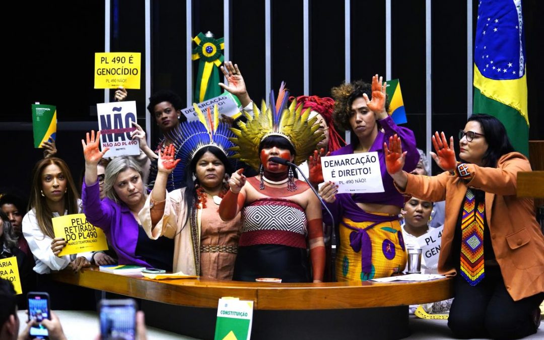 ISA: Com governo sob pressão, plenário da Câmara aprova projeto que inviabiliza demarcações 