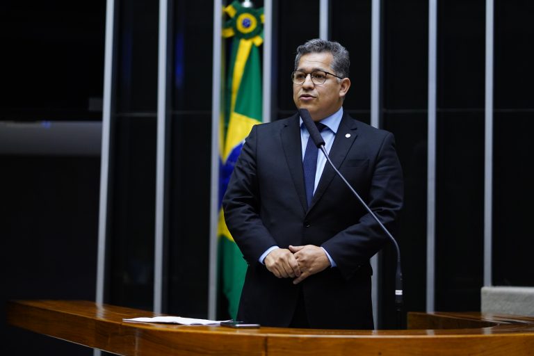 CÂMARA: Comissão debaterá situação da Agência Nacional de Mineração e garimpo ilegal em terras indígenas