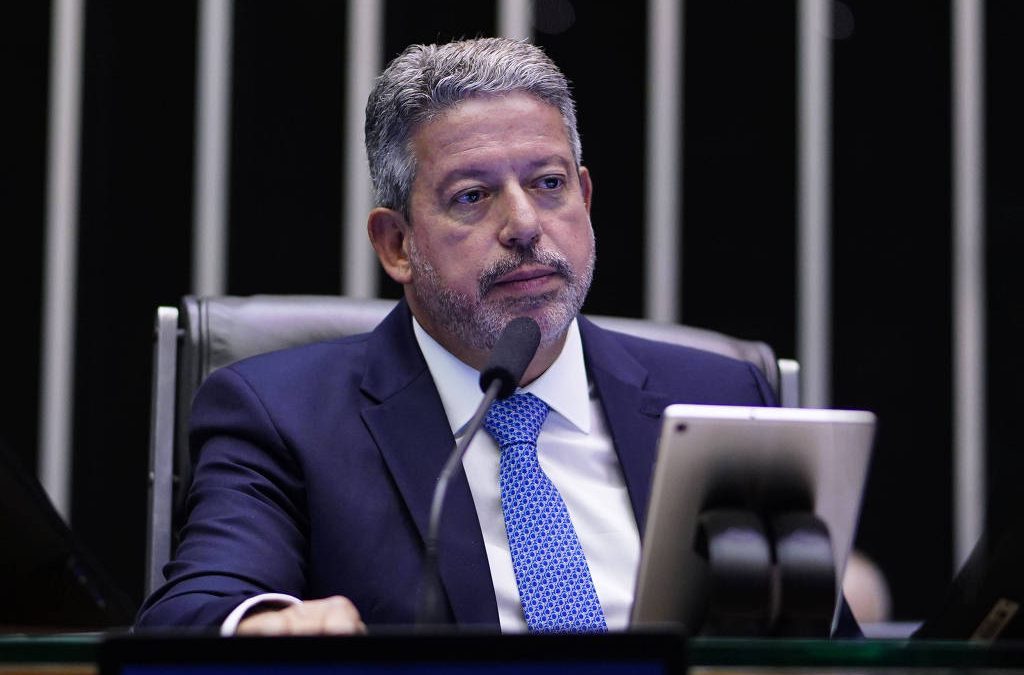 FOLHA DE SÃO PAULO: Câmara aprova marco temporal em nova derrota do governo Lula