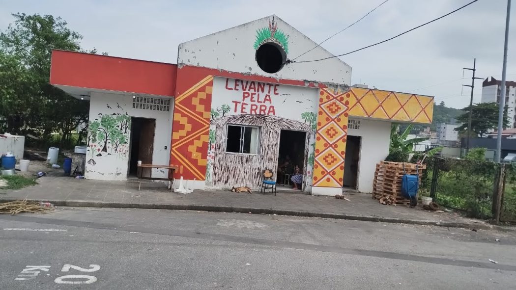 CIMI: Justiça determina que município de Florianópolis construa Casa de Passagem indígena no antigo Tisac