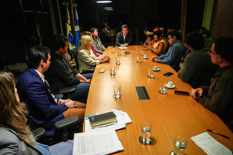 FUNAI: Funai e MPI buscam soluções para conflitos fundiários em reunião com o governador de Mato Grosso do Sul
