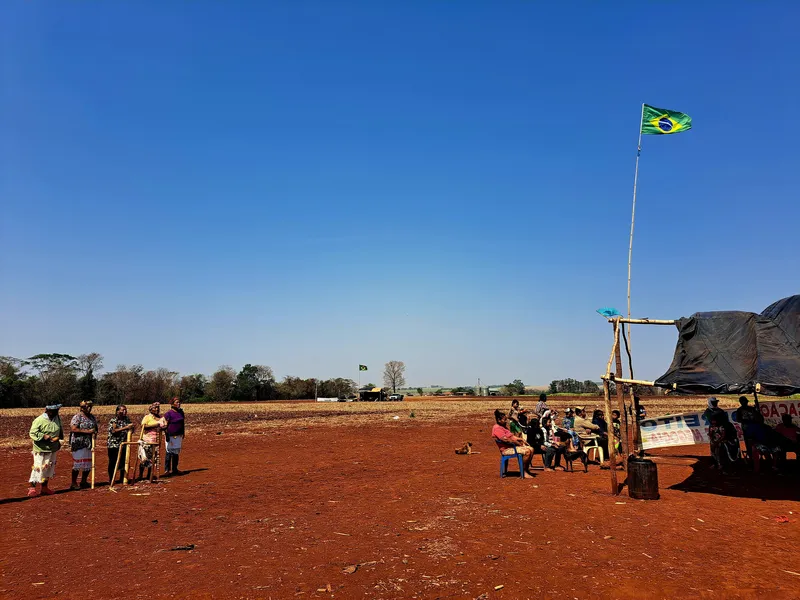 BRASIL DE FATO: Retomadas Kaiowá em Douradina (MS) completam dois meses como epicentro do conflito fundiário por demarcação: ‘Estamos na guerra’