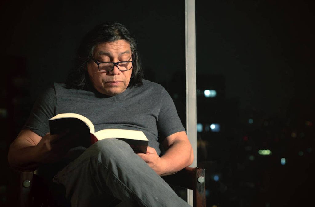 FOLHA DE SÃO PAULO: Daniel Munduruku e Roger Mello concorrem a prêmio global do livro infantil