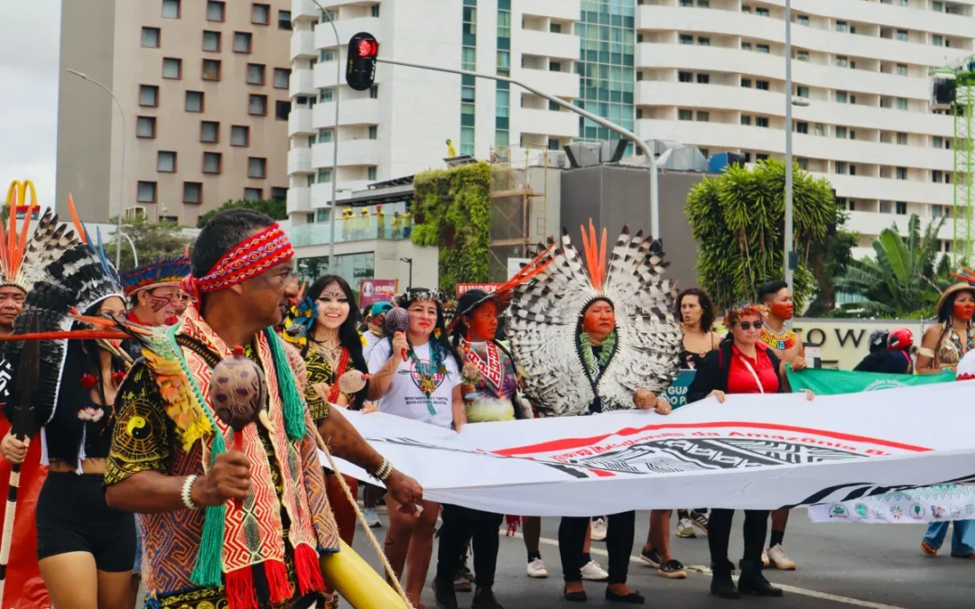 CPI-AC: Coluna Abril no Acre Indígena: Enquanto indígenas lutam, parlamentares do Acre apoiam o Marco Temporal