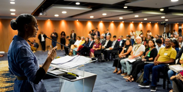 MMA: “Em 500 anos, temos o primeiro fundo de repartição de benefícios para comunidades tradicionais”, diz Marina Silva