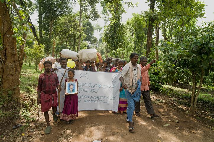 SURVIVAL: Indígenas do povo Jenu Kuruba expulsos retomaram parte de seu território na Índia marcando evento histórico no país